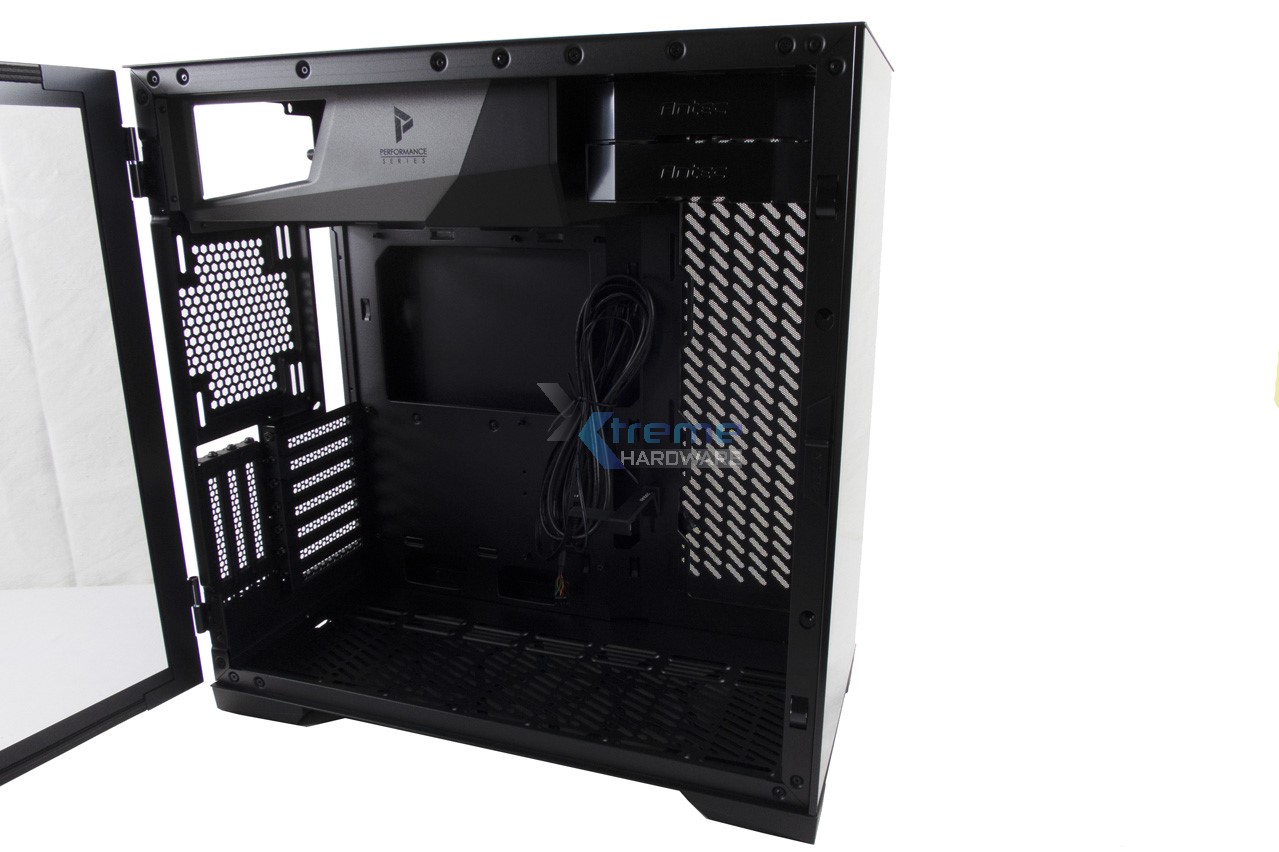 Antec P120 Crystal 18 5b587